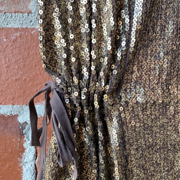 2B.Rych sequin top - Picture 4 of 9